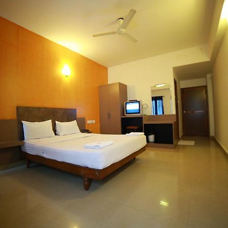 Qik Stay @ S.K. Continental Mysore Eksteriør billede