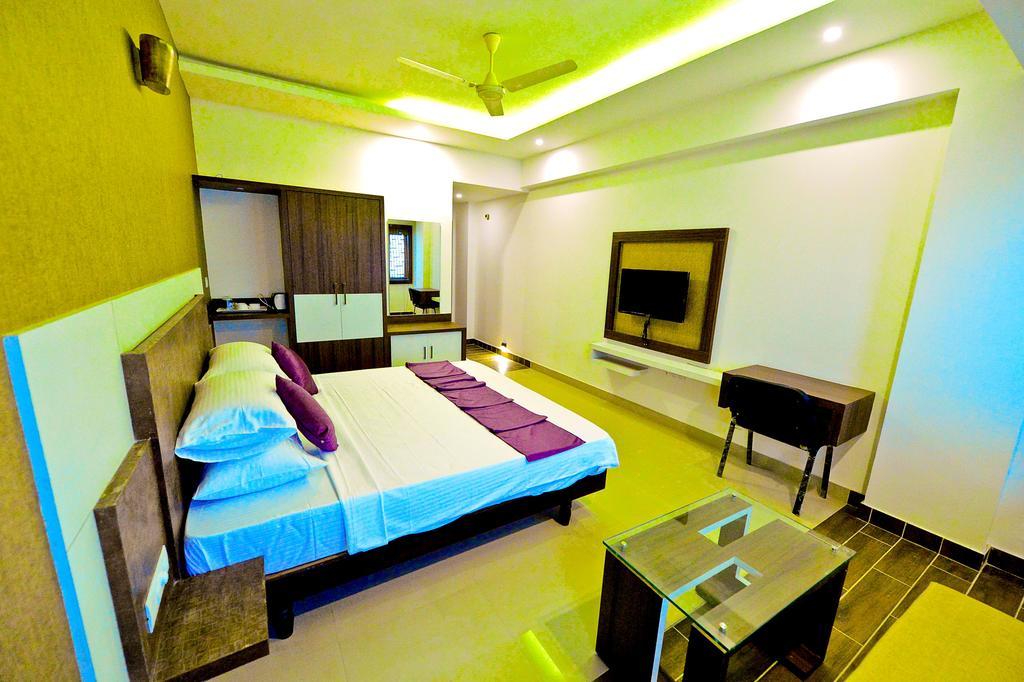 Qik Stay @ S.K. Continental Mysore Eksteriør billede