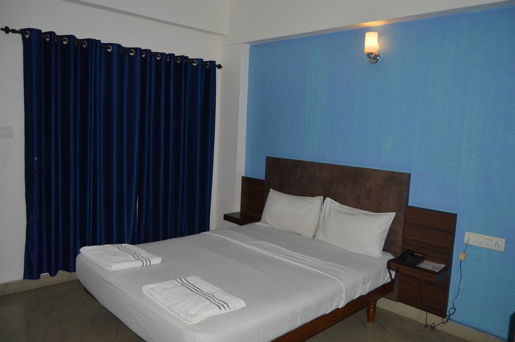 Qik Stay @ S.K. Continental Mysore Eksteriør billede